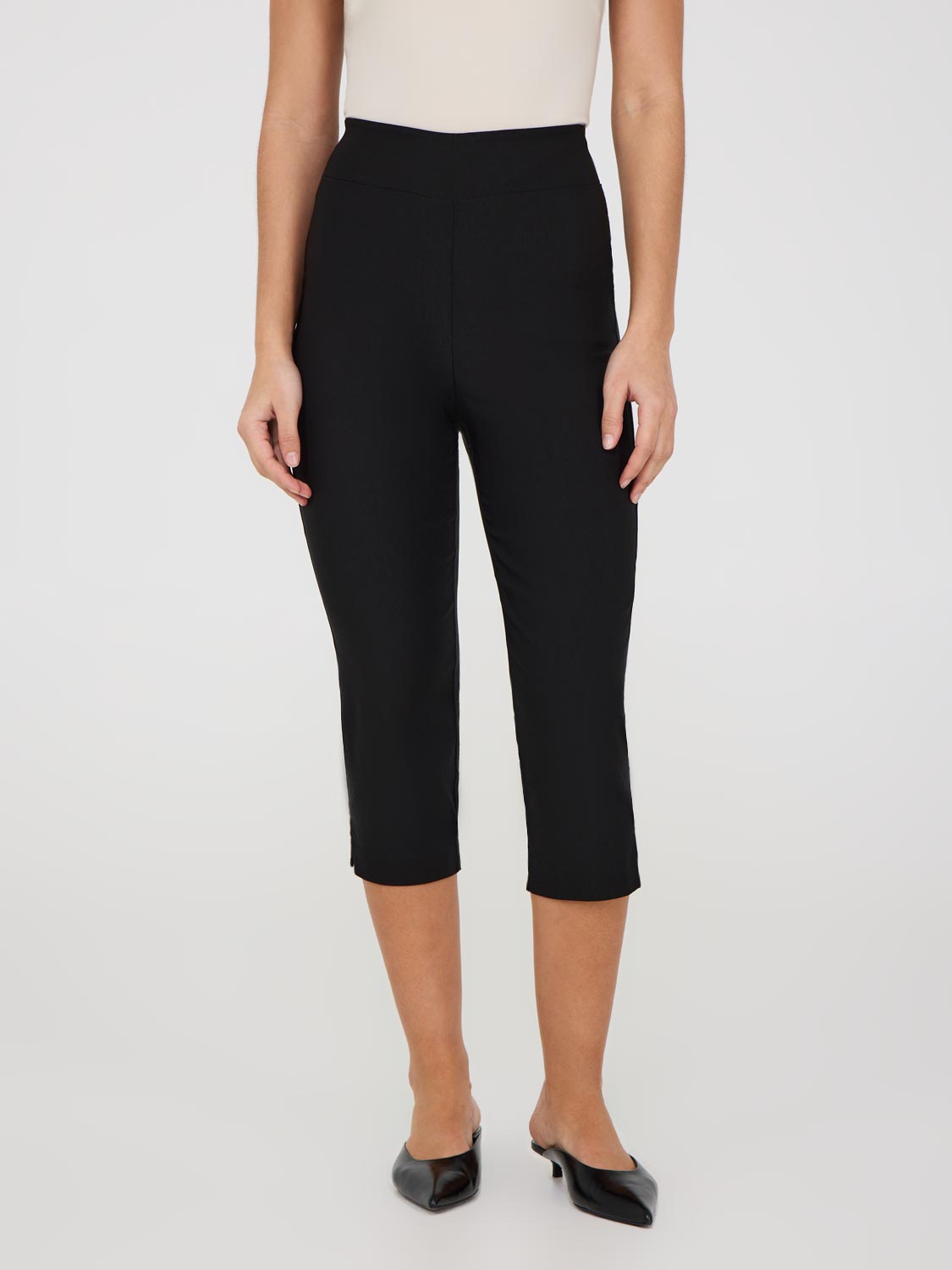 Capri Pants With Slit Hem