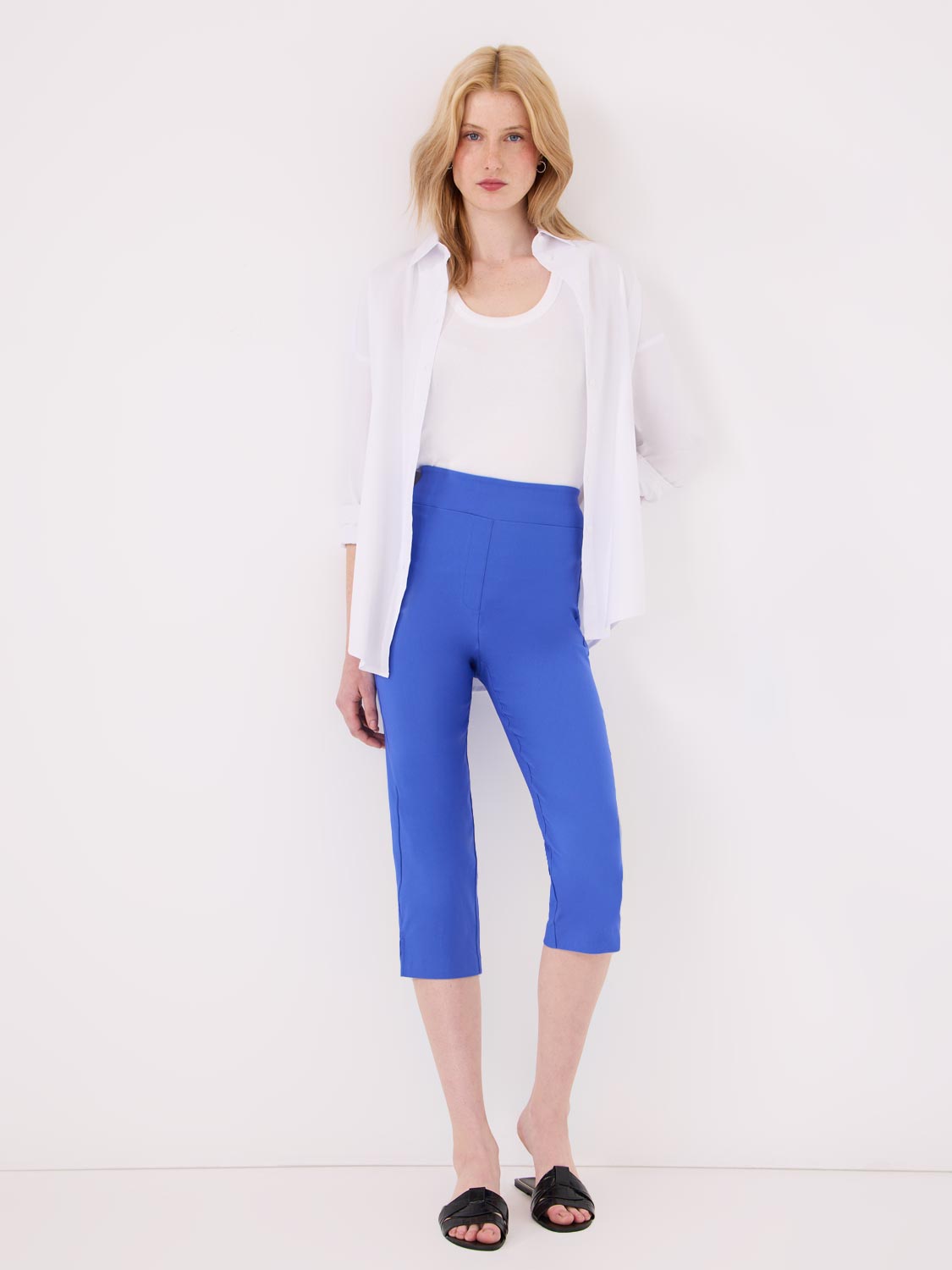 Capri Pants With Slit Hem