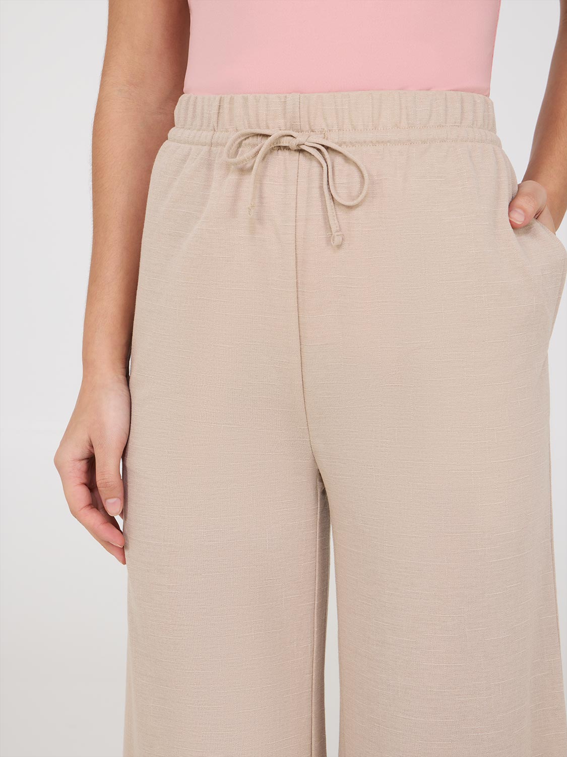 Drawstring Textured Wide-Leg Gaucho Pants