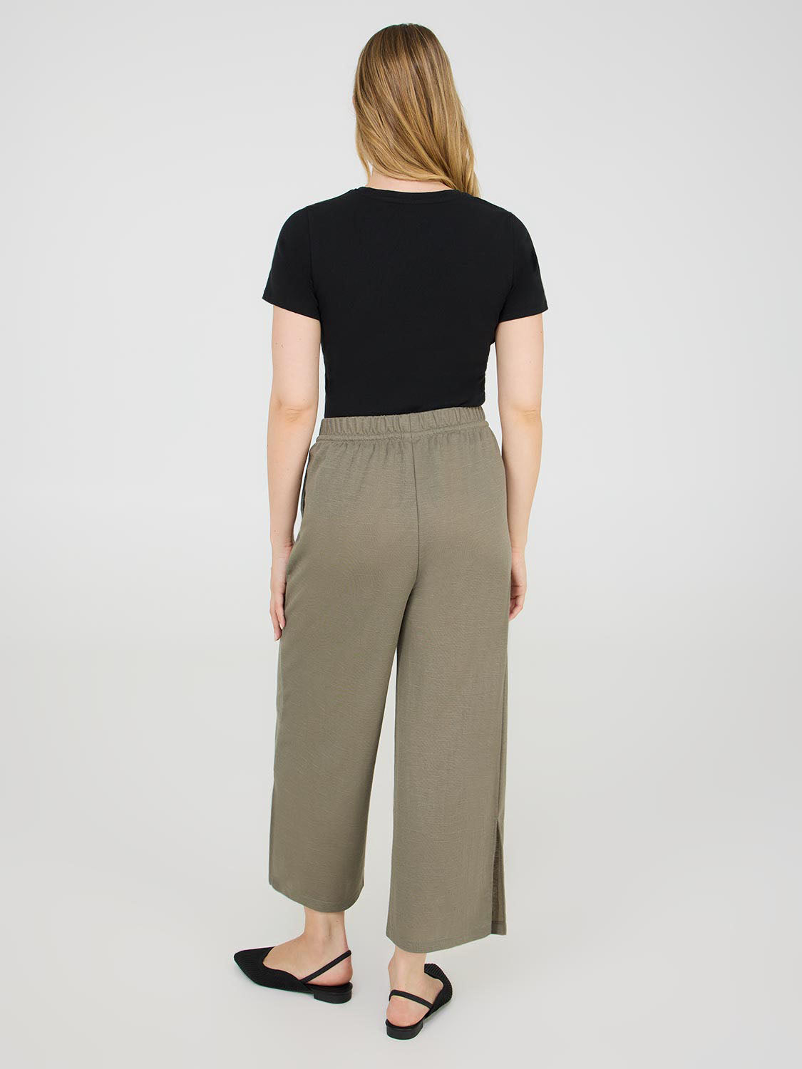 Drawstring Textured Wide-Leg Gaucho Pants