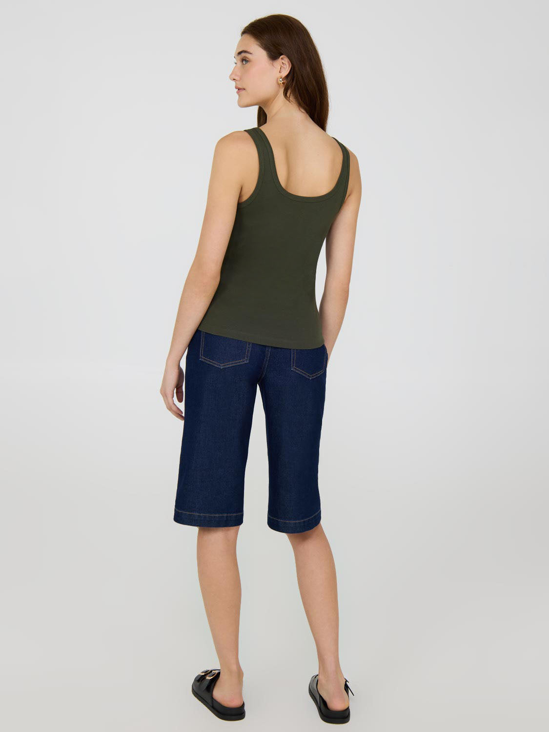 Scoop Neck Sleeveless Ribbed Top