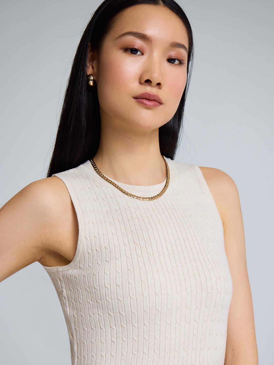 Cable Knit Sleeveless Sweater