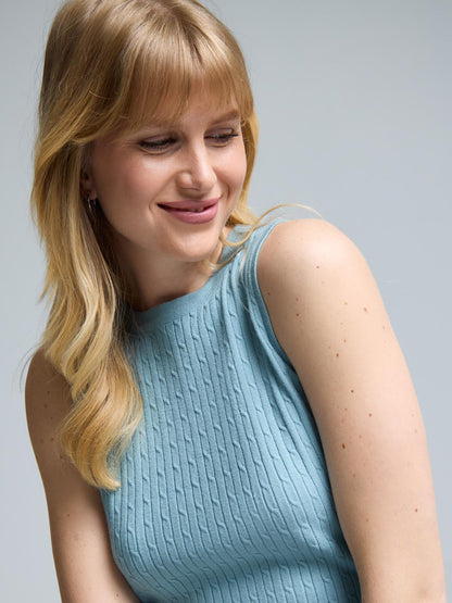 Cable Knit Sleeveless Sweater