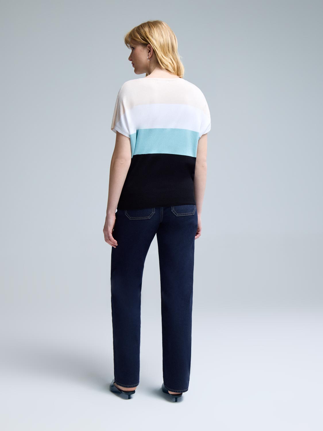 Colour Block Crew Neck Light Sweater