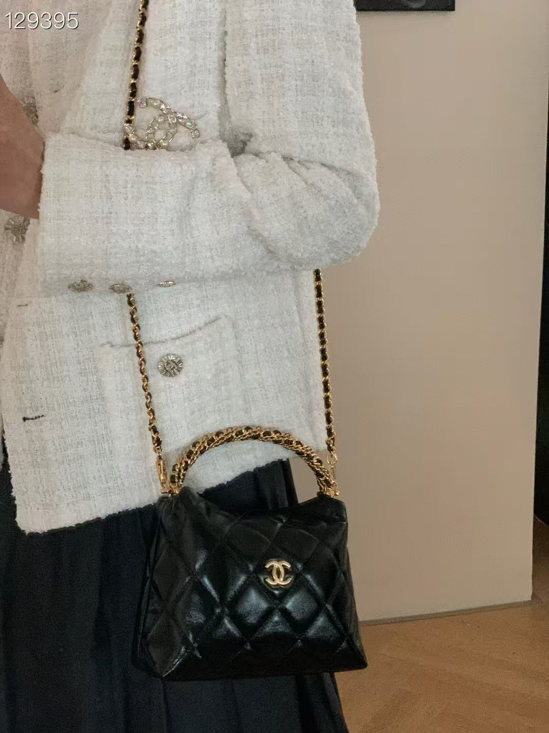 CHANEL CC 24b twist chain handle hobo lunch box bag 14_18.5_7cm