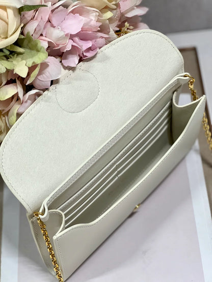 Dior Bobby Wallet on Chain East West White - 21.5_12_4cm
