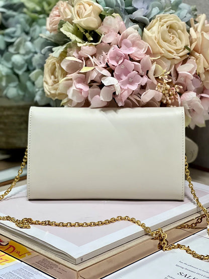 Dior Bobby Wallet on Chain East West White - 21.5_12_4cm