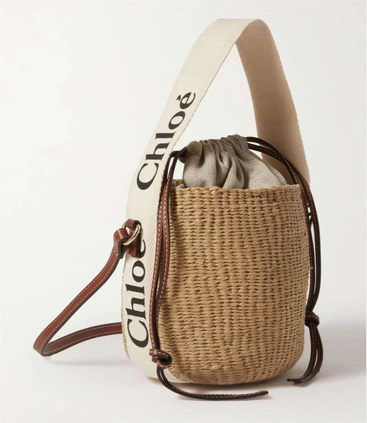 CHLO_ Woody small leather-trimmed raffia basket bag