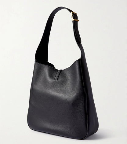 SAINT LAURENT Le 5 _ 7 Supple large leather shoulder bag
