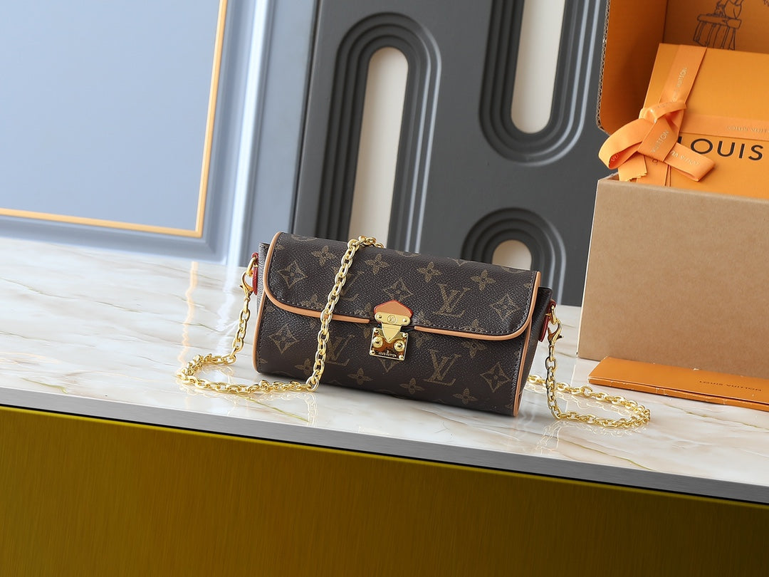 LV Pochette Camille 20.5 _ 11 _ 6 cm