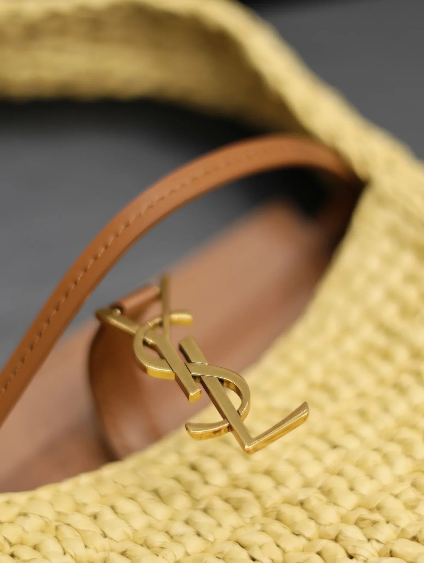 YSL Le 5 _ 7 Mini In Raffia Beige - 19 X 11.5 X 4.5 CM