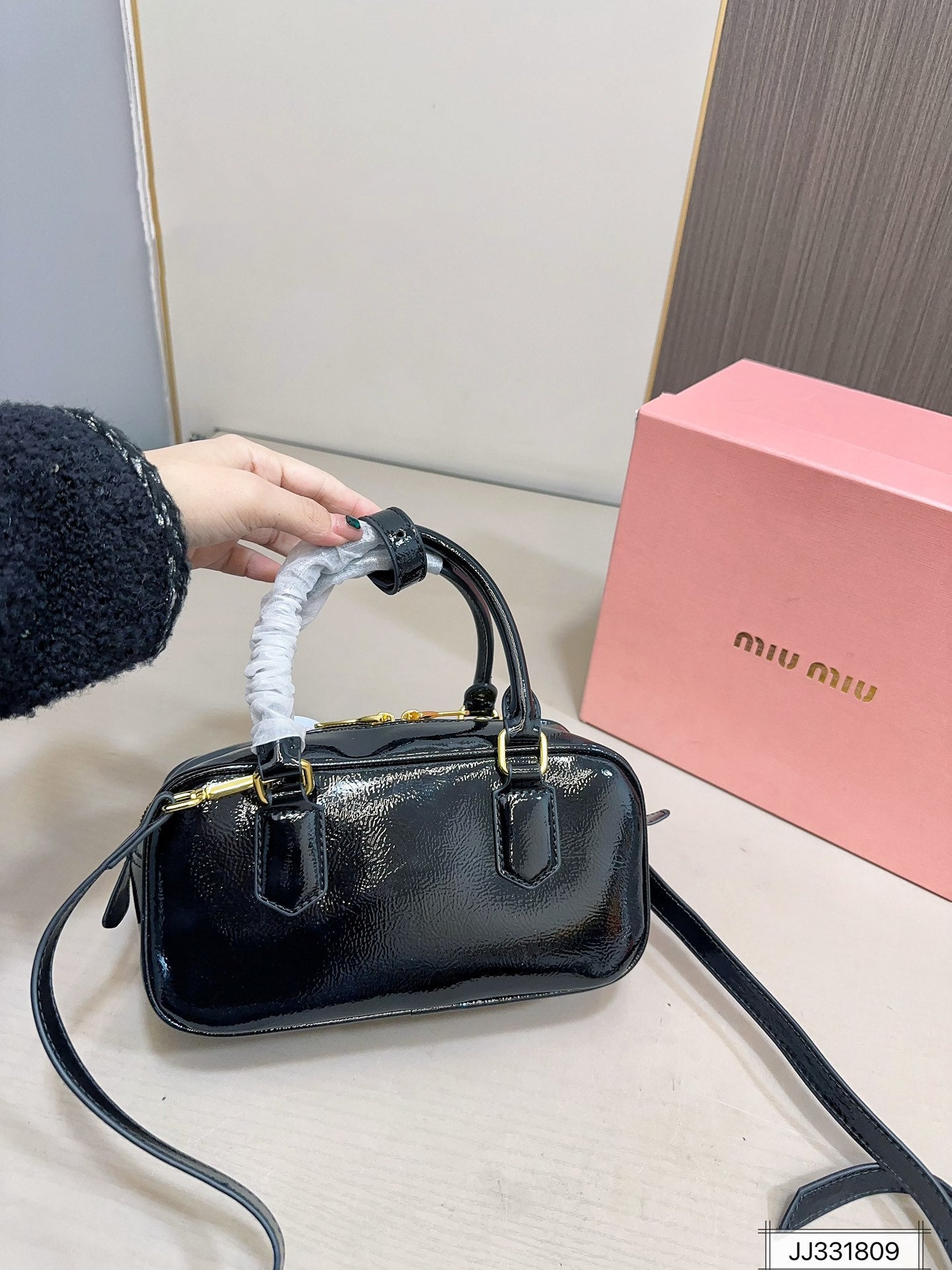 Miumiu Black Tote Bag 22x11cm