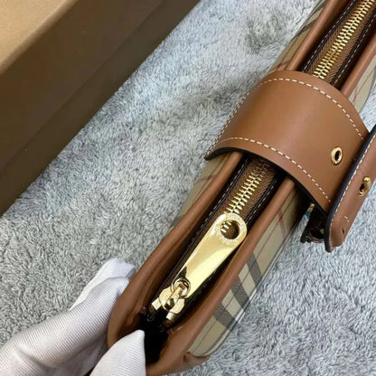Bb Underarm Bag