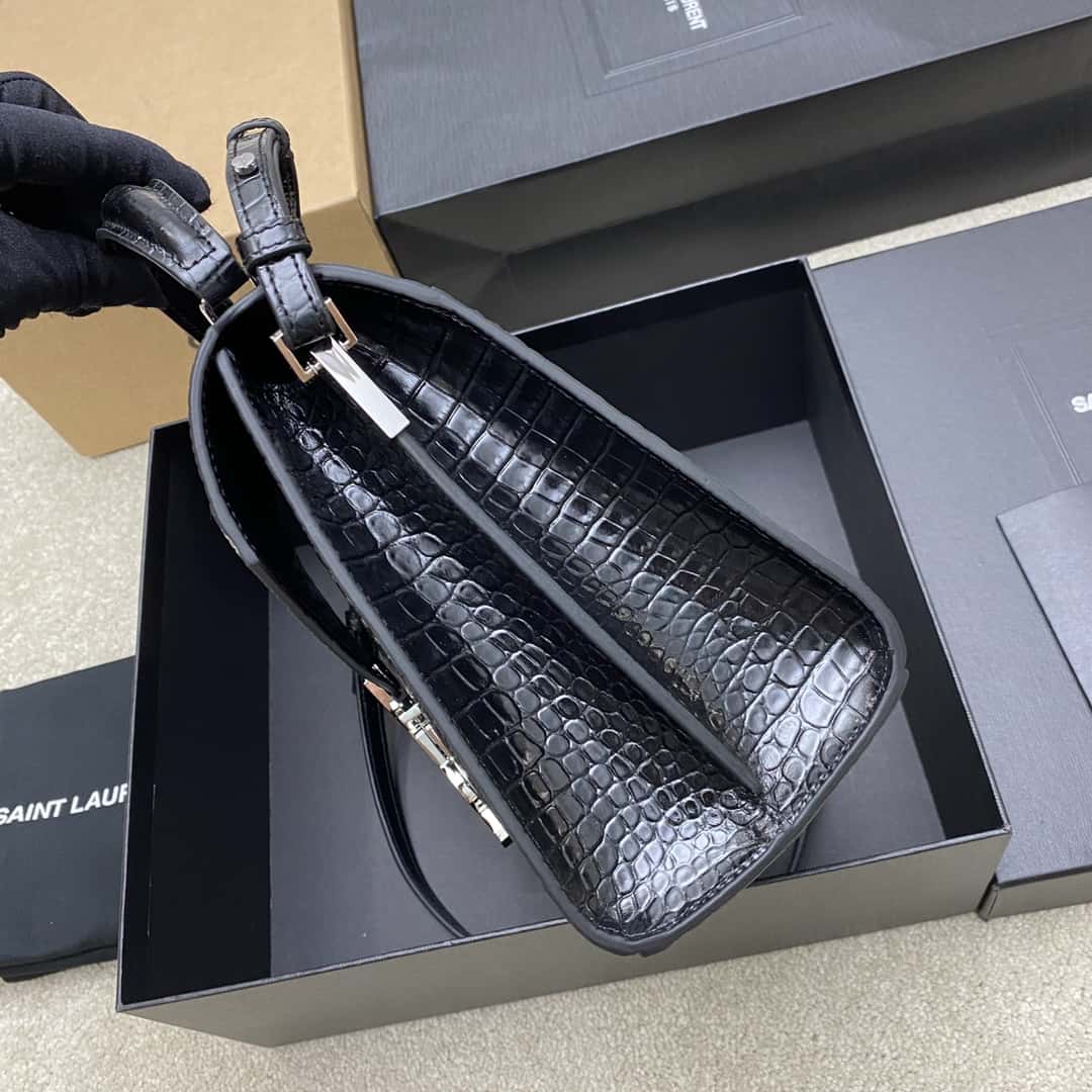 Authentic Saint Laurent CASSANDRA Top Handle Bag 578000  24_20x11cm