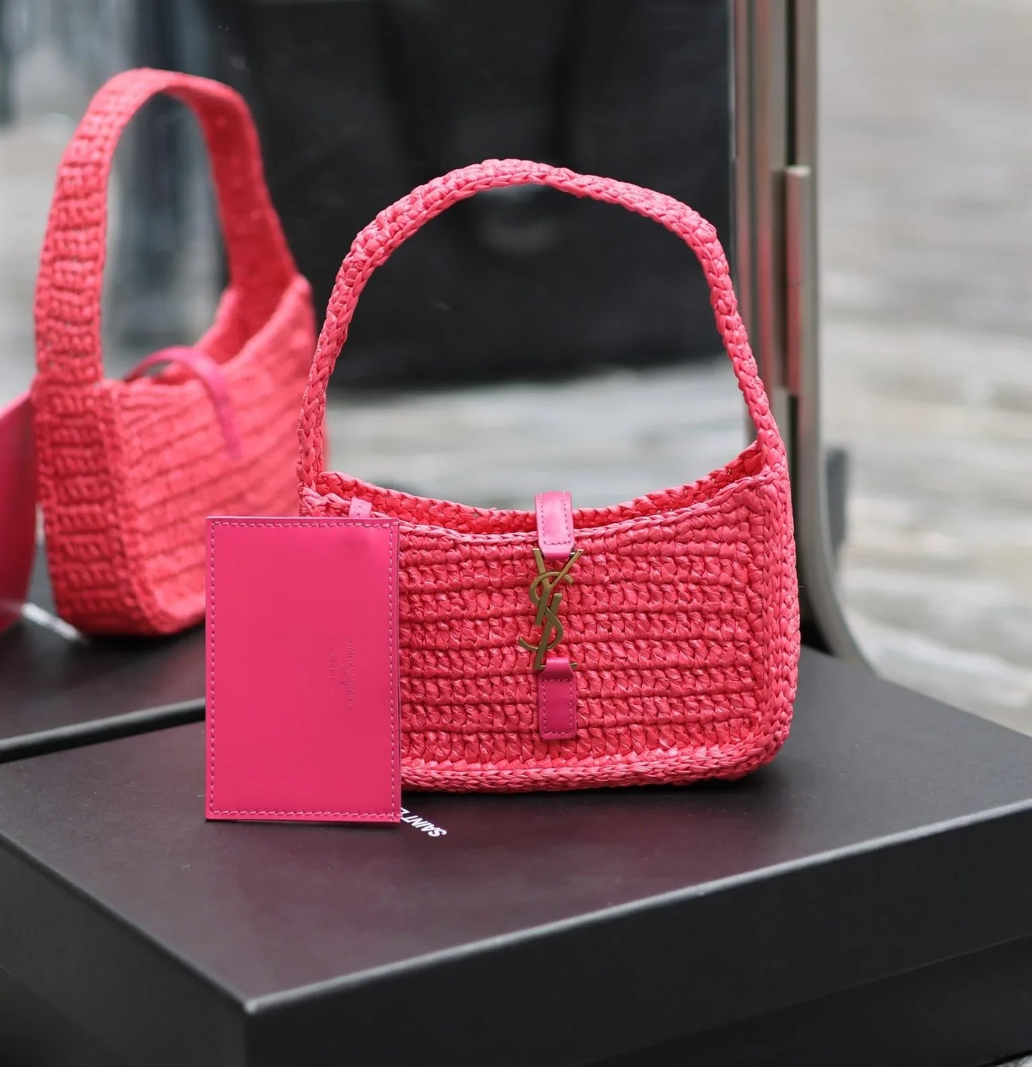 YSL Le 5 _ 7 Mini In Raffia Pink - 19 X 11.5 X 4.5 CM