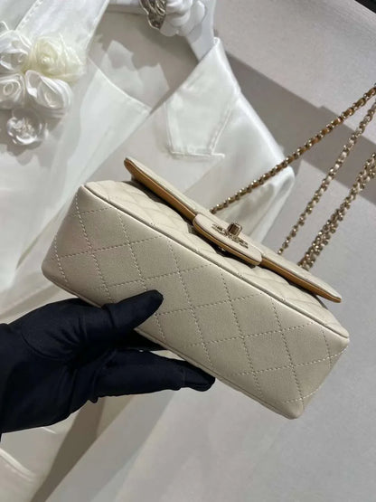CHANEL Flap Bag With Top Handle Beige Size 20x9x13 cm