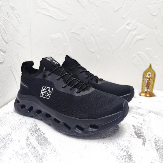 CLOUDTILT SNEAKER IN BLACK RECYCLED POLYESTER